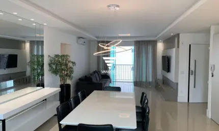 Apartamento com 3 quartos à venda na Rua 3050, 118, Centro, Balneário Camboriú por R$ 2.500.000