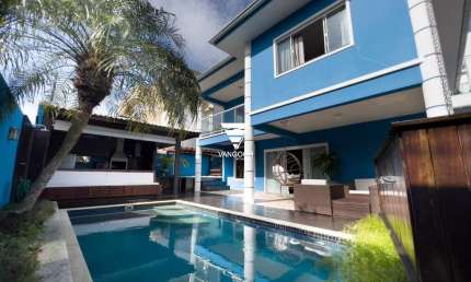 Casa com 5 quartos à venda na Dinah Silveira de Quiroz, 115, Praia dos Amores, Balneário Camboriú por R$ 5.000.000