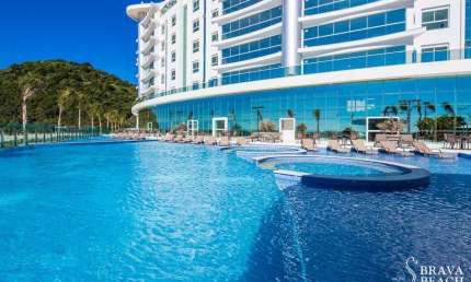 Apartamento com 3 quartos para alugar na Avenida José Medeiros Vieira, 2500, Praia Brava, Itajaí por R$ 23.000