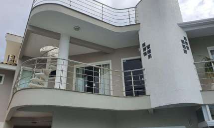 Casa com 3 quartos à venda na Rua João de Barro, 88, Ariribá, Balneário Camboriú por R$ 5.000.000