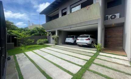 Casa com 3 quartos à venda na Cecília Meireles, 367, Praia dos Amores, Balneário Camboriú por R$ 4.400.000