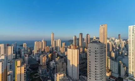 Apartamento com 3 quartos para alugar na Rua 1926, 236, Centro, Balneário Camboriú por R$ 12.000