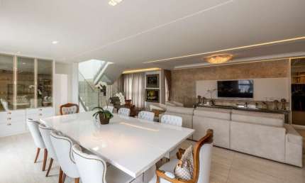 Cobertura com 4 quartos à venda na Rua 3250, 100, Centro, Balneário Camboriú por R$ 17.900.000