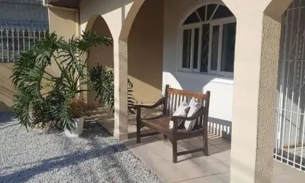 Casa com 3 quartos à venda na Rua São Paulo, 225, Estados, Balneário Camboriú por R$ 1.600.000