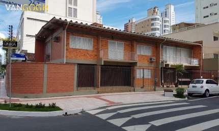 Casa com 6 quartos à venda na Rua 3250, 350, Centro, Balneário Camboriú por R$ 4.350.000