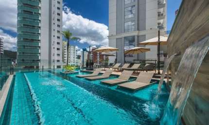 Prédio à venda na Avenida Brasil, 577, Quadra Mar, Balneário Camboriú