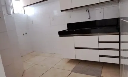 Alugo apartamento nos bancários  próximo as três ruas, comércios, escolas, faculdades e transportes públicos.