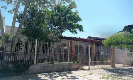Casa com 3 quartos à venda no Indaiá, Caraguatatuba 