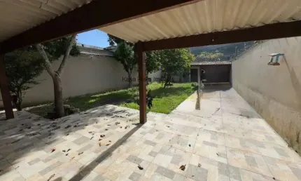 Casa com 2 quartos à venda no Jardim Jaqueira, Caraguatatuba , 80 m2 por R$ 500.000
