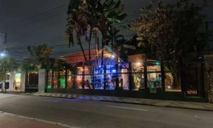 PASSA-SE PONTO COMERCIAL BAR/RESTAURANTE MONTADO NO CENTRO DE CARAGUTATUBA/SP