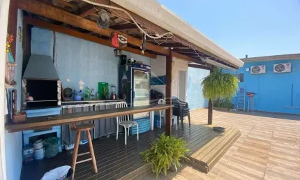 Casa comercial com 3 salas à venda no Massaguaçu, Caraguatatuba 