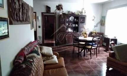 CASA A VENDA COM 03 DORMITÓRIOS E PISCINA, CARAGUATATUBA/SP