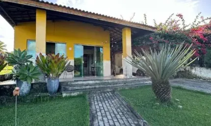 Oportunidade Imperdível: Casa à venda em Igarassu-PE, no bairro Monjope, com 3 quartos, 1 suíte, 2 salas, 3 vagas de garagem, 160m².