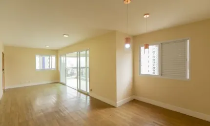 Excelente! 121m2, 3 dorm (1 suíte) 3 vagas privativas