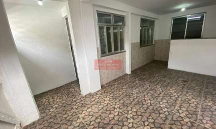 Casa com 2 quartos à venda na Rua Cahpin, Bangu, Rio de Janeiro