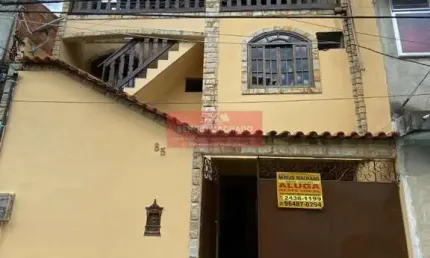 Casa com 3 quartos para alugar na Rua Paulo Pinho , 85, Residencial Roque Barbosa, 85, Bangu, Rio de Janeiro
