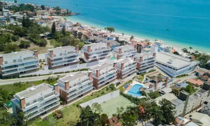 Apartamento de Alto Padrão em Condomínio Completo na Praia de Bombinhas