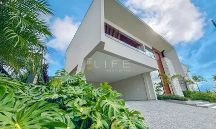 Casa em condomínio fechado com 4 quartos à venda na Rua Presidente Vargas, Pirabeiraba, Joinville