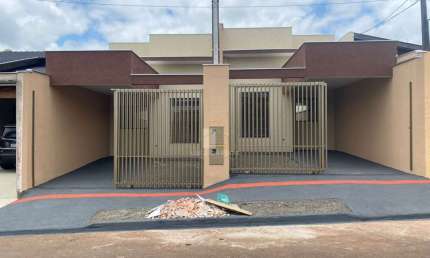Casa com 1 quarto à venda na Rua Silvio de Souza Campos, 1, Jardim Itapoá, Londrina