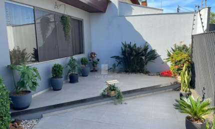 Casa com 5 quartos à venda no Mediterrâneo, Londrina 