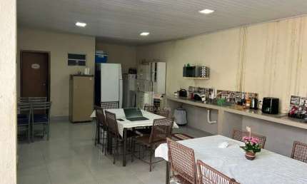Casa com 4 quartos à venda na Rua José Tait, 35, Conjunto Professora Hilda Mandarino, Londrina