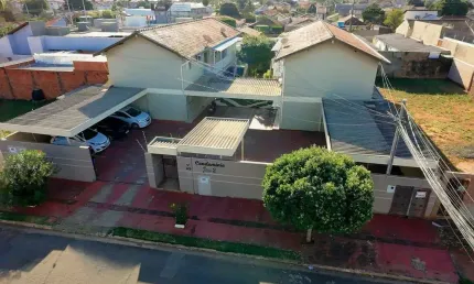 Apartamento térreo no Tiradentes com area privativa
