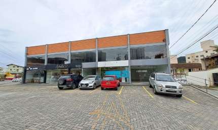 Sala Comercial Térrea com 50m² e Estacionamento Rotativo no Garcia