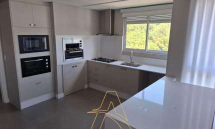 Apartamento com 3 Suítes e Infraestrutura Completa no Edifício Ingo Hering Residenz