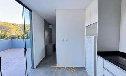 Apartamento Novo Mobiliado com 1 Dormitório e Sacada na Velha