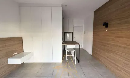 Loft Mobiliado com 1 Dormitório e Sacada no Bairro Itoupava Norte