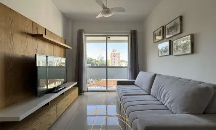 Apartamento Mobiliado com 2 Dormitórios no Bairro Vila Nova