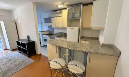 Apartamento Mobiliado com 1 Dormitório na Vila Nova