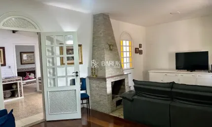 Casa com 3 quartos para alugar na Rua Professor Clóvis Jaguaribe, 258, Bom Pastor, Juiz de Fora