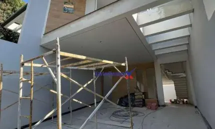 Casa com 3 dormitórios à venda, 180 m² por R$ 900.000,00 - Jardim Brasília - Betim/MG