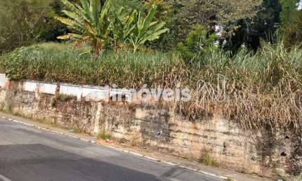 Terreno à venda no Centro, Santa Luzia 