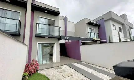 Casa com 2 quartos à venda na Rua Ademar Gruetzmacher, 182, Três Rios do Sul, Jaraguá do Sul por R$ 350.000