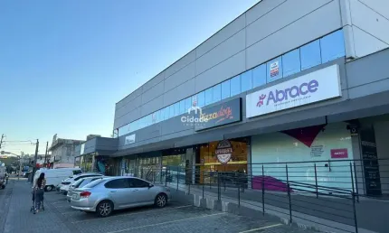 Sala comercial para alugar na joaquim francisco de paula, 640, chico de paulo, jaraguá do sul por r$ 2.200