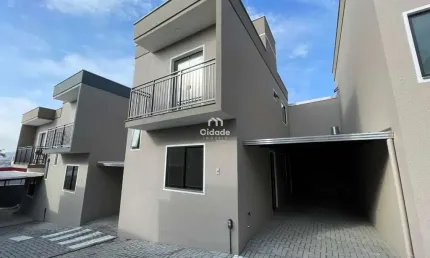 Casa com 2 quartos para alugar na Rua Adão Noroschny, 87, Vila Lenzi, Jaraguá do Sul por R$ 2.600