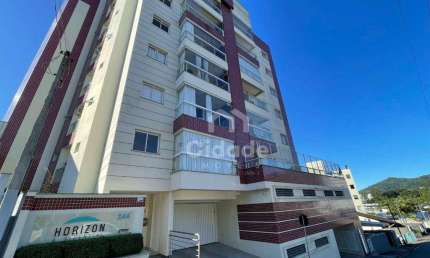 Apartamento com 1 suíte + 1 dormitórios para alugar por R$ 3.500/mês - Jaraguá Esquerdo - Jaraguá do Sul/SC