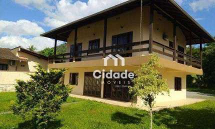 Casa com 3 dormitórios, 200 m² - venda por R$ 1.300.000,00 ou aluguel por R$ 4.000,00/mês - Barra do Rio Cerro - Jaraguá do Sul/SC