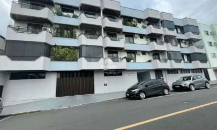 Apartamento com 3 quartos para alugar na Eleonora Satler Pradi, 285, Jaraguá Esquerdo, Jaraguá do Sul por R$ 2.800