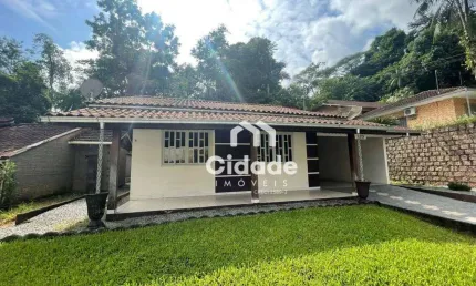 Casa com 3 dormitórios para alugar, 80 m² por R$ 2.500,00/mês - Ilha da Figueira - Jaraguá do Sul/SC