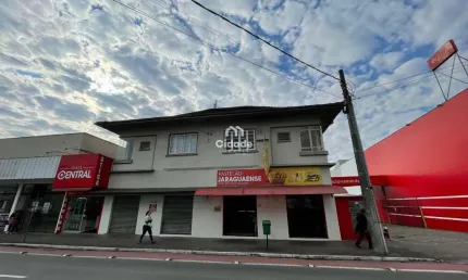 Apartamento com 2 quartos para alugar na Avenida Marechal Deodoro da Fonsceca, 697, Centro, Jaraguá do Sul por R$ 1.800