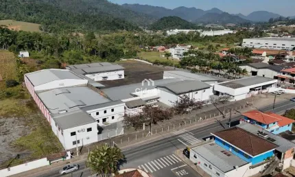 Barracão / Galpão / Depósito à venda na Pastor Albert Schneider, 1465, Barra do Rio Cerro, Jaraguá do Sul por R$ 18.000.000