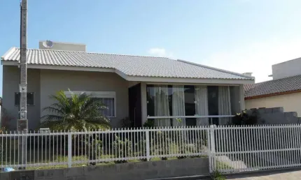 Casa para Venda em Garopaba, Quinta dos Açores, 3 dormitórios, 1 suíte, 2 banheiros, 1 vaga