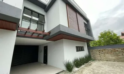 Apartamento para Venda em Garopaba, Centro, 3 dormitórios, 1 suíte, 3 banheiros, 1 vaga