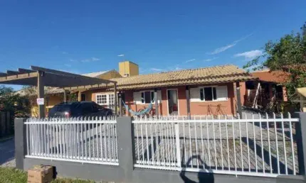 Casa para Venda em Imbituba, Alto Arroio, 3 dormitórios, 2 banheiros, 1 vaga