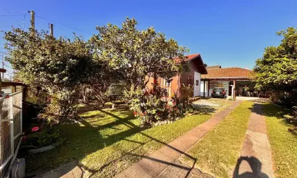 Casa para Venda em Garopaba, Areias de Palhocinha, 4 dormitórios, 3 banheiros, 5 vagas
