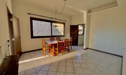 Apartamento para locação em garopaba, centro de garopaba, 2 dormitórios, 1 suíte, 2 banheiros, 1 vaga