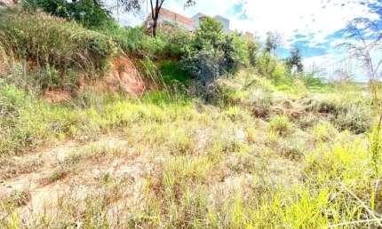 Imóvel para venda tem 200 metros quadrados em Monte Verde - Betim - MG